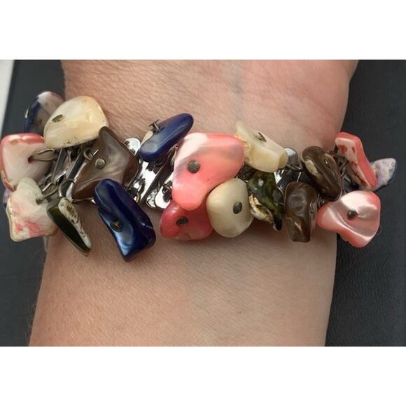 Vintage Spidel Style Metal Stretch Multicolored Polished MOP Shell Bracelet - Picture 4 of 5